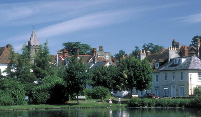 Midhurst - Towns & Villages in West Sussex - Visit South East England